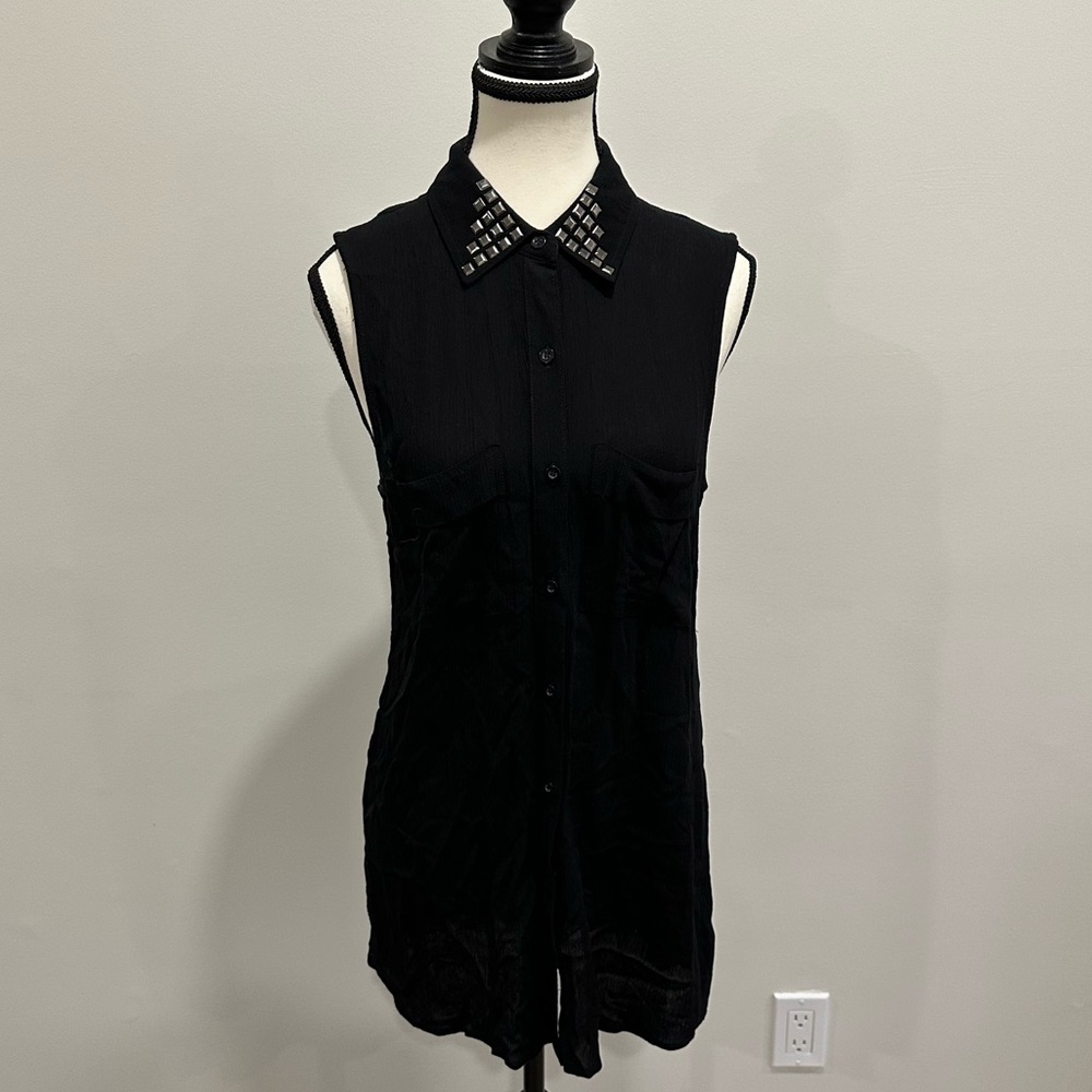 Forever 21 Sleeveless Button-Down Shirt with Studded Collar – Size S